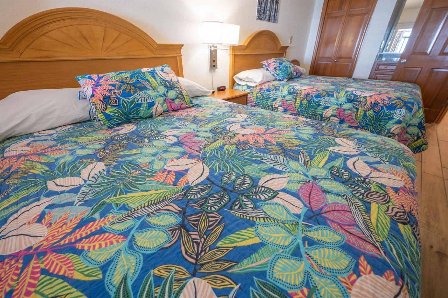 New Remodeled Direct Oceanfront Views Beach Cove Myrtle Beach Exteriör bild